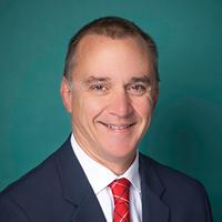 Christopher E Wottowa