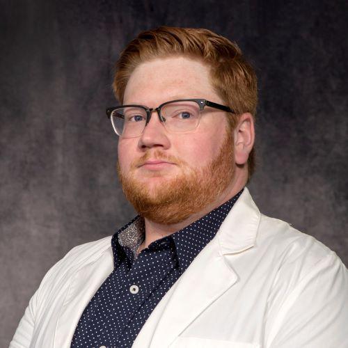 Dr. Joseph Evan DeVillier, MD Alliance, OH Internal Medicine