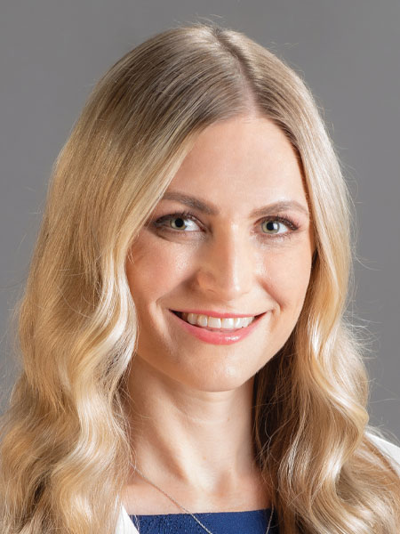 photo of Alexandra Nicolle Aven