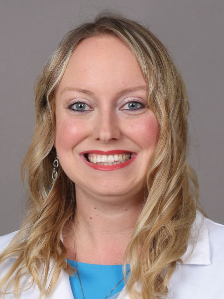 photo of Amanda J Maum