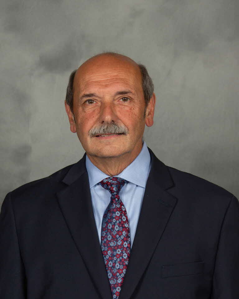 Christopher R Damico