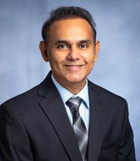 Dr. Shishir Ojha, MD - Saint Joseph, MI - Critical Care Medicine