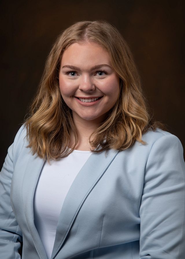 Brianna D Farley, APNP