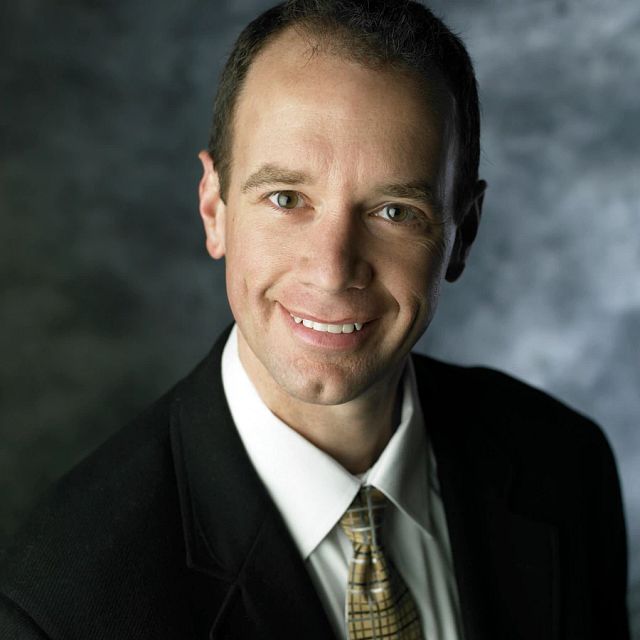 Loren C Fuglestad, MD