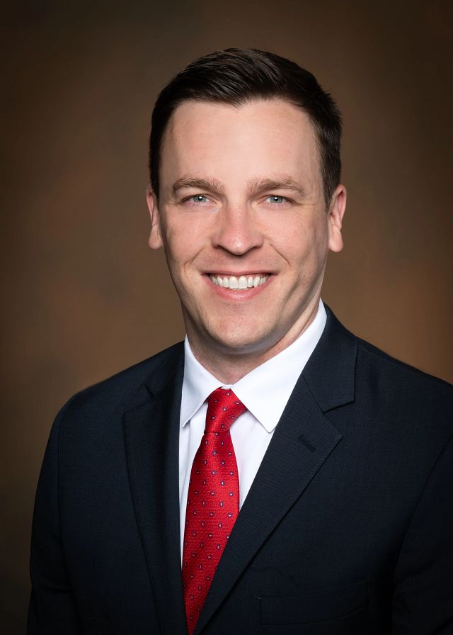 Benjamin R Harris