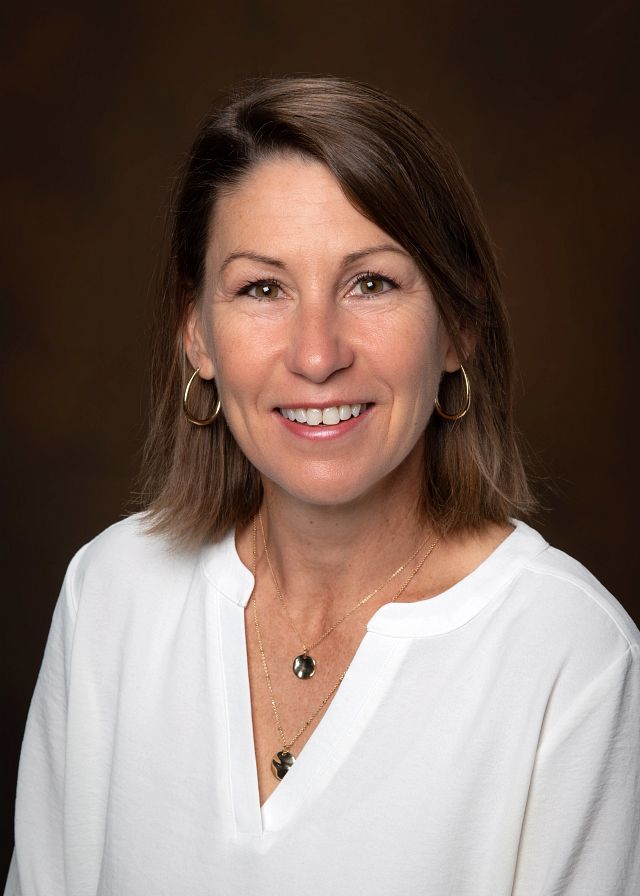 Kelly R Hemmer-Rondestvedt