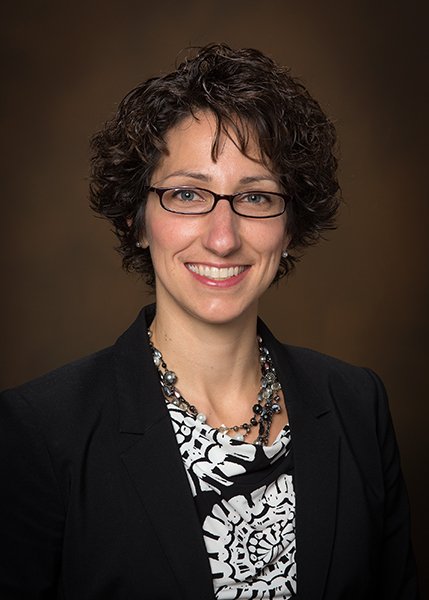 Sarah K Holthe