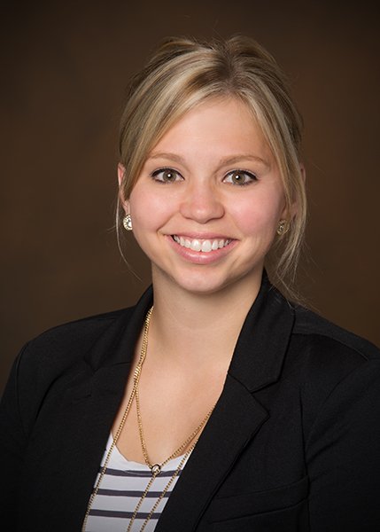 Stephanie K Jakusz
