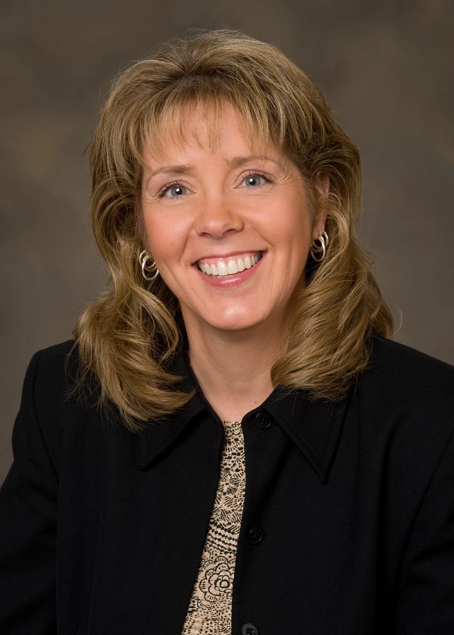 Barbara E Kaufmann, RD