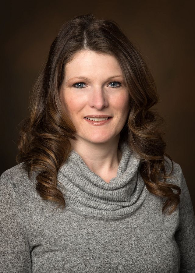 Nicole M Steldt