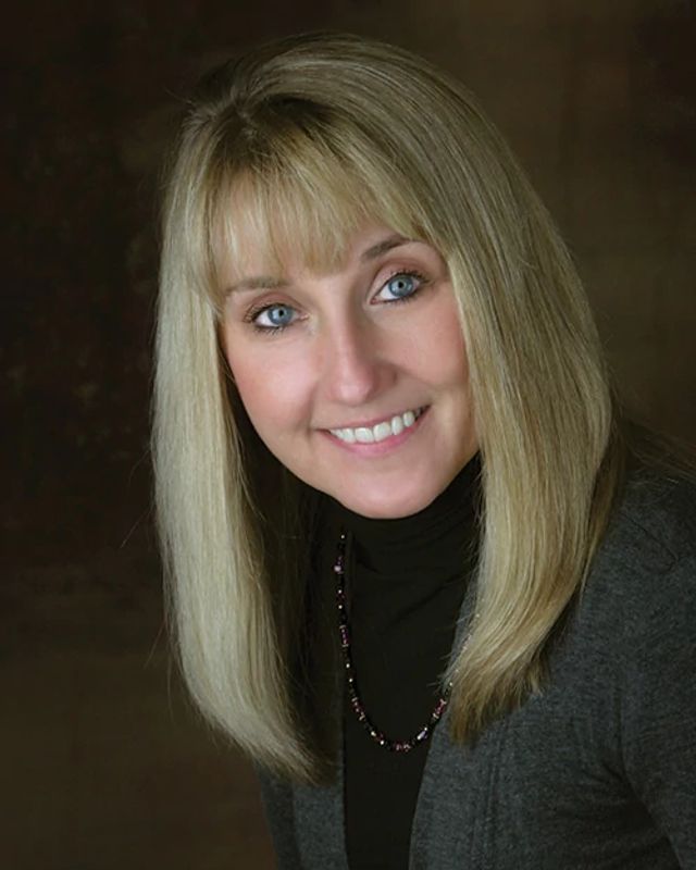 Patricia L Vandermause