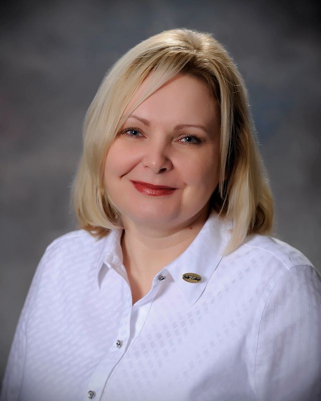 Olena V Wiedemeier, NP