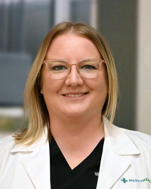 Donielle Whiteland, PA-C | Orthopedic Surgery | Orthopaedic Institute of Ohio