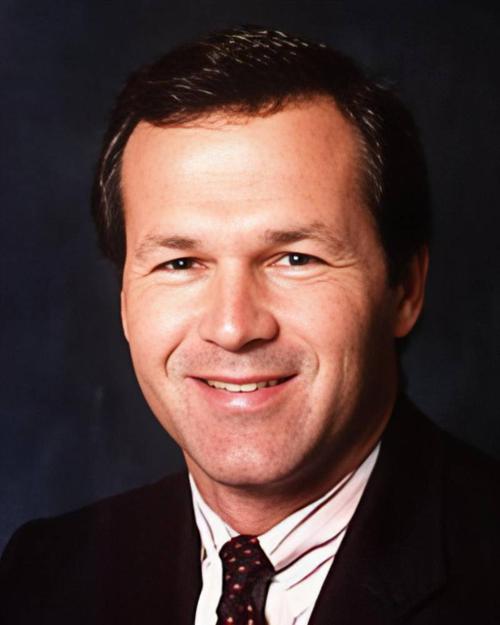 Peter W Gutschenritter