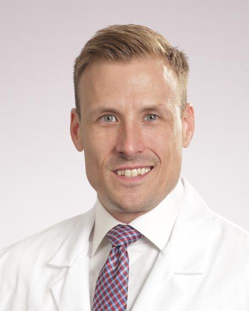 David R Chapman, MD
