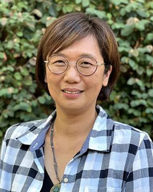Photo of Helen H. Ahn, LMFT