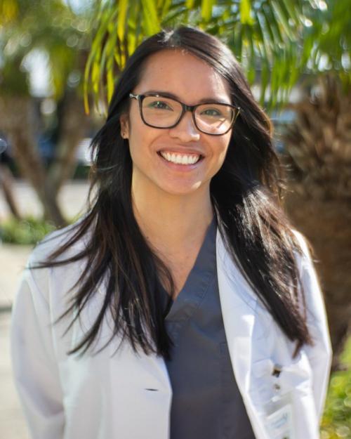Photo of Ria R. Andrade, MD